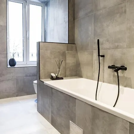 Dolac Apartment *